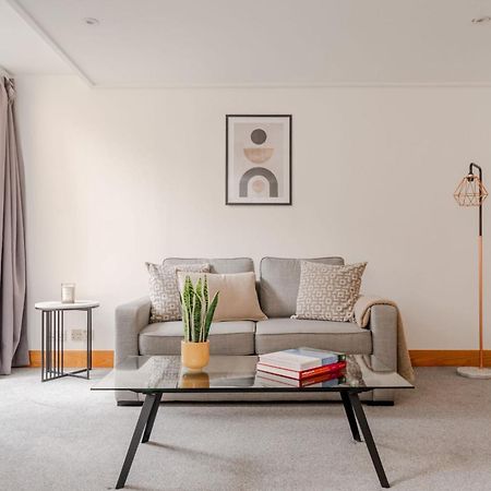 Holborn - 2Br Near Covent Garden -Cityapartmentstay Londra Dış mekan fotoğraf